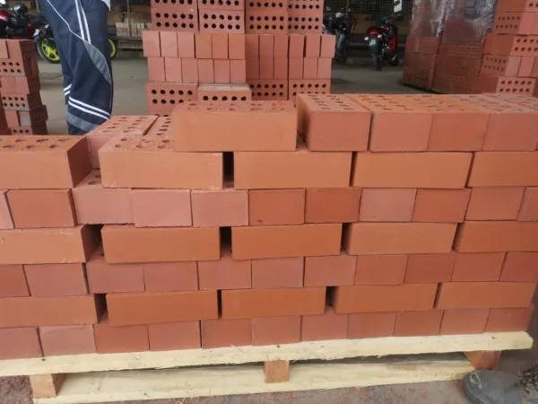 High-quality red clay facing bricks from BuildiBudget